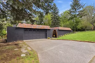 6011 SW Salmon St, Portland, OR 97221 - Photo 3