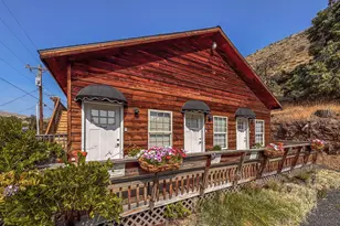 210 Hartman Ave, Maupin, OR 97037 - Photo 5