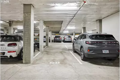 1410 NW Kearney St #621, Portland, OR 97209 - Photo 25