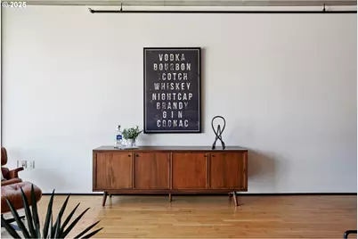 1410 NW Kearney St #621, Portland, OR 97209 - Photo 9