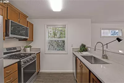 15052 NW Central Dr, Portland, OR 97229 - Photo 7