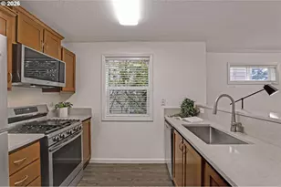 15052 NW Central Dr, Portland, OR 97229 - Photo 7