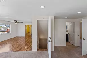 584 Exchange St, North Bend, OR 97459 - Photo 25