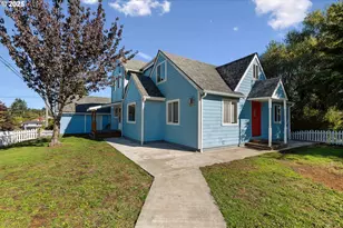 584 Exchange St, North Bend, OR 97459 - Photo 45