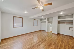 584 Exchange St, North Bend, OR 97459 - Photo 33