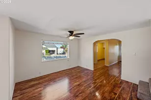 584 Exchange St, North Bend, OR 97459 - Photo 13