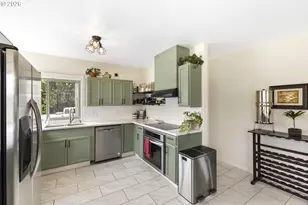 1336 NE Evans St, McMinnville, OR 97128 - Photo 17