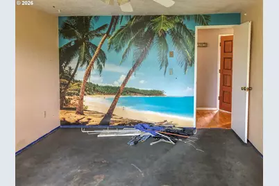 546 NE Denver St, Roseburg, OR 97470 - Photo 17