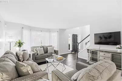 22750 SW Vermillion Dr, Tualatin, OR 97062 - Photo 3