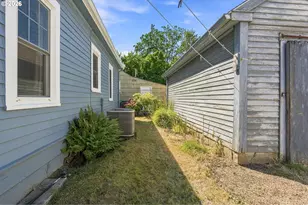 115 NW 9th St, McMinnville, OR 97128 - Photo 29