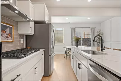 19080 SW Zinnia Ln, Beaverton, OR 97007 - Photo 11