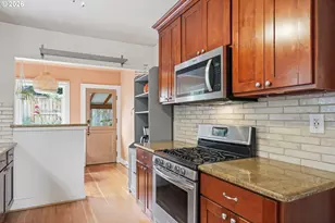 4118 NE Senate St, Portland, OR 97232 - Photo 13