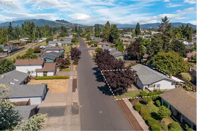 1421 Lawnridge Ave, Springfield, OR 97477 - Photo 35
