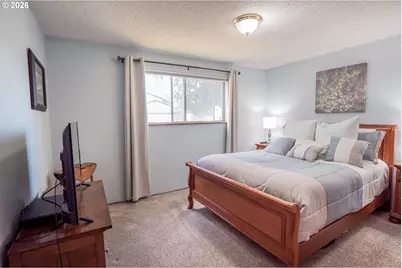 1421 Lawnridge Ave, Springfield, OR 97477 - Photo 21