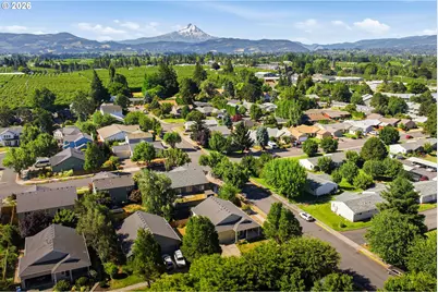 713 Heights Ave, Hood River, OR 97031 - Photo 25