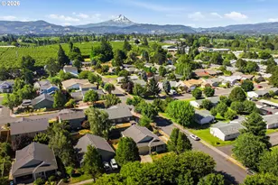 713 Heights Ave, Hood River, OR 97031 - Photo 25