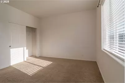 115 Silverado St, Roseburg, OR 97471 - Photo 21