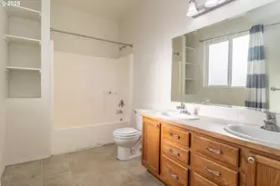 115 Silverado St, Roseburg, OR 97471 - Photo 25