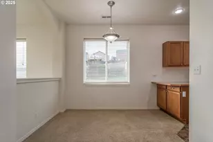 115 Silverado St, Roseburg, OR 97471 - Photo 7