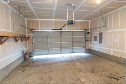 115 Silverado St, Roseburg, OR 97471 - Photo 35