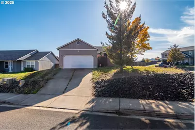 115 Silverado St, Roseburg, OR 97471 - Photo 41