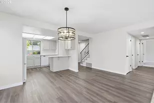 9445 SW Summerfield Dr, Tigard, OR 97224 - Photo 13