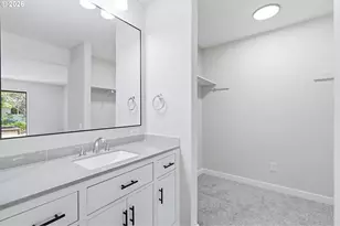 9445 SW Summerfield Dr, Tigard, OR 97224 - Photo 27