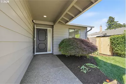 9445 SW Summerfield Dr, Tigard, OR 97224 - Photo 3