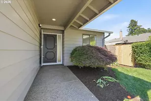 9445 SW Summerfield Dr, Tigard, OR 97224 - Photo 3