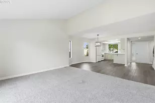 9445 SW Summerfield Dr, Tigard, OR 97224 - Photo 17