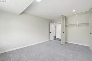 9445 SW Summerfield Dr, Tigard, OR 97224 - Photo 19