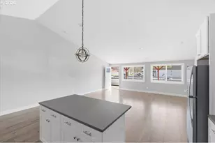 308 NW Santiam Blvd, Mill City, OR 97360 - Photo 15