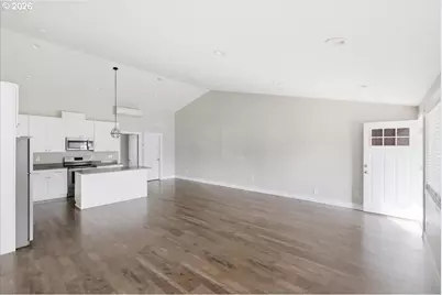 308 NW Santiam Blvd, Mill City, OR 97360 - Photo 9