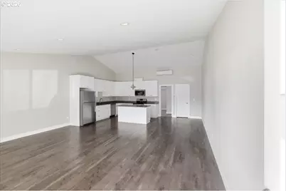 308 NW Santiam Blvd, Mill City, OR 97360 - Photo 11