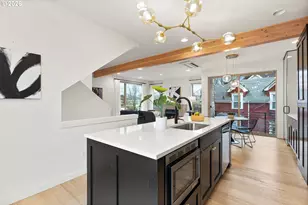 1122 SE Tenino St, Portland, OR 97202 - Photo 11