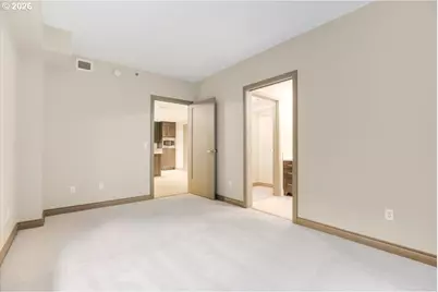 2454 NW Westover Rd #102, Portland, OR 97210 - Photo 19