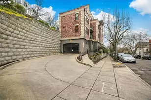 2454 NW Westover Rd, Portland, OR 97210 - Photo 27