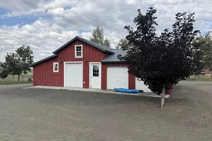 84525 Walker Ln, Joseph, OR 97846 - Photo 5
