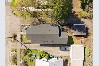 6855 NE Siskiyou St, Portland, OR 97213 - Photo 39