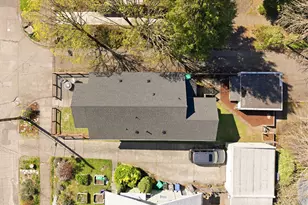 6855 NE Siskiyou St, Portland, OR 97213 - Photo 39