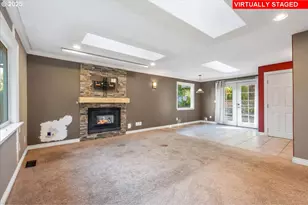 9320 SW Boones Ferry Rd, Portland, OR 97219 - Photo 5