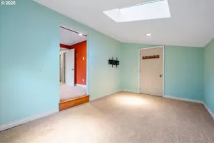 9320 SW Boones Ferry Rd, Portland, OR 97219 - Photo 19