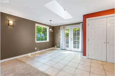 9320 SW Boones Ferry Rd, Portland, OR 97219 - Photo 9