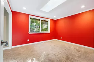 9320 SW Boones Ferry Rd, Portland, OR 97219 - Photo 17