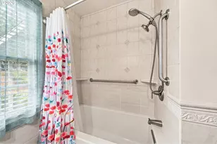 2045 N Blandena St, Portland, OR 97217 - Photo 21
