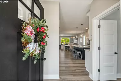 227 E Taylor Dr, Newberg, OR 97132 - Photo 3