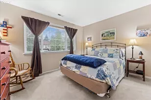 1343 NE Parkside Dr, Hillsboro, OR 97124 - Photo 27