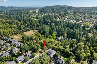 19368 Riverwood Ln, Lake Oswego, OR 97035 - Photo 11