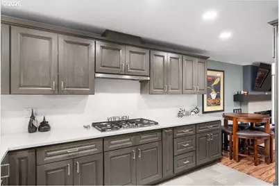 6660 Huntington Cir, Salem, OR 97306 - Photo 15