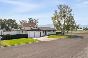2375 H St, Baker City, OR 97814 - Photo 1